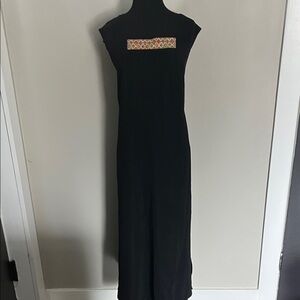 Chic Black Maxi Dress with Patterned Detail